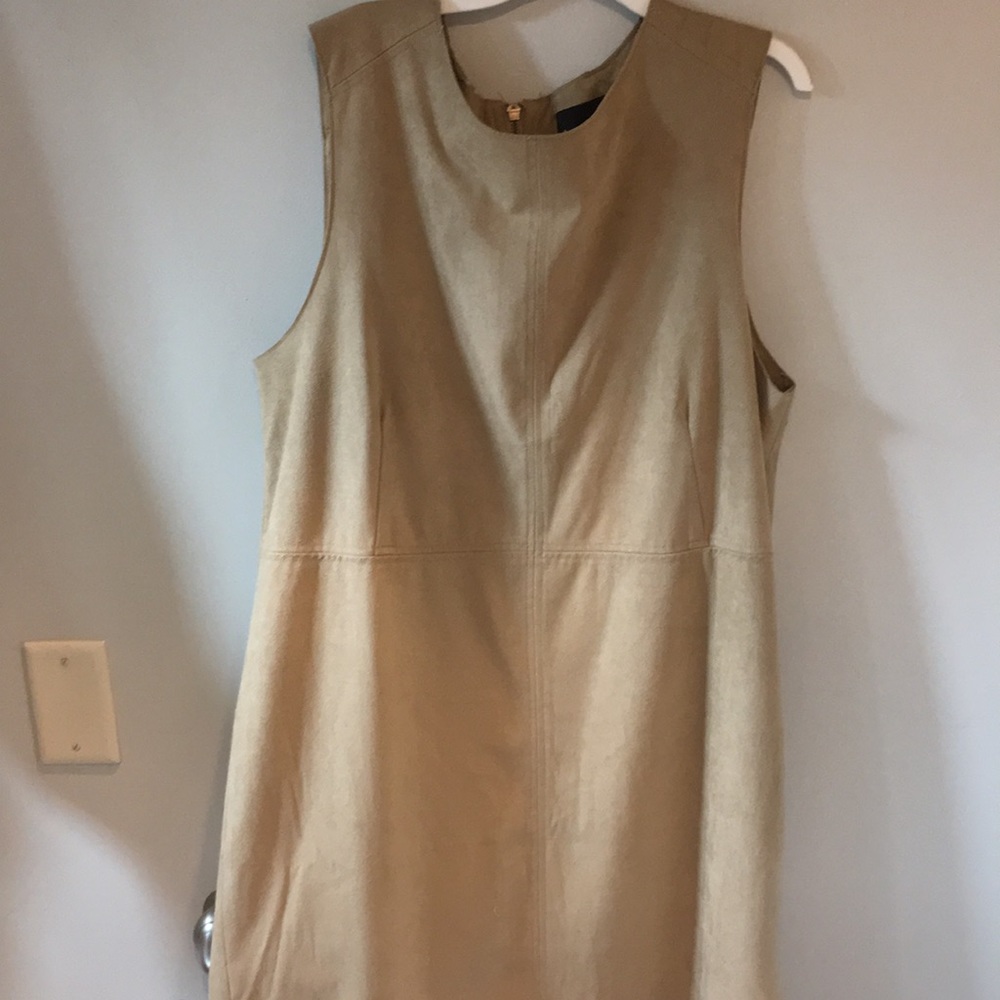 Awesome tan “suede” dress 16